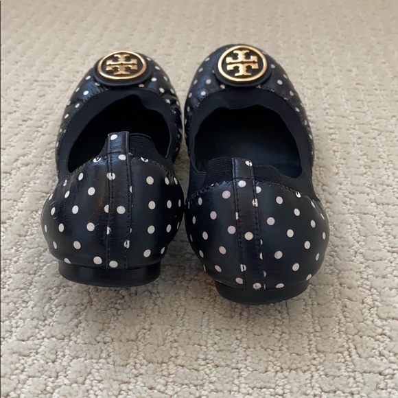 Tory Burch black and white polka dot flats - Picture 3 of 4